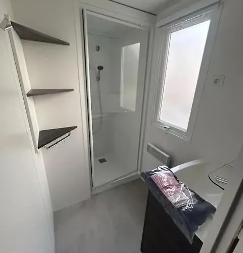 Camping Bonne Anse 411 Mobile 3 *